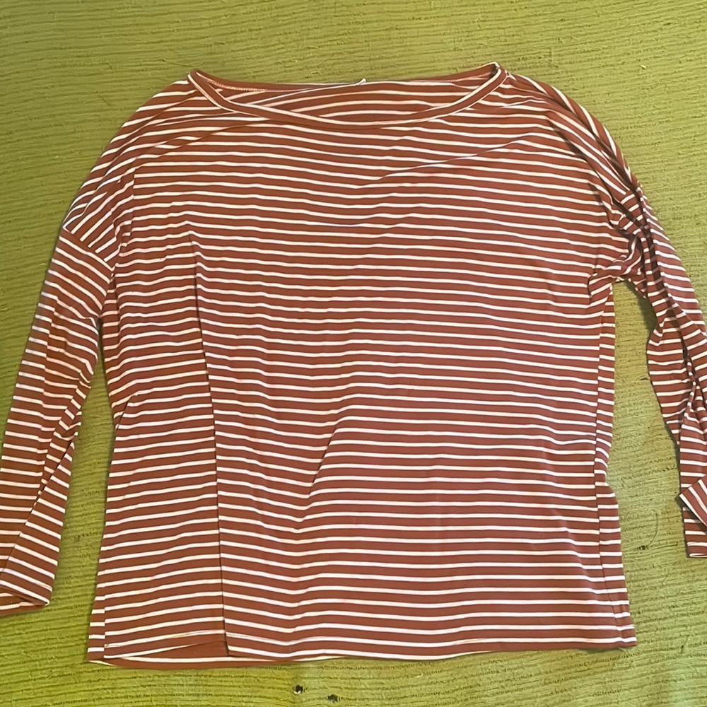 Burnt orange stripe 3/4 length sleeve tee